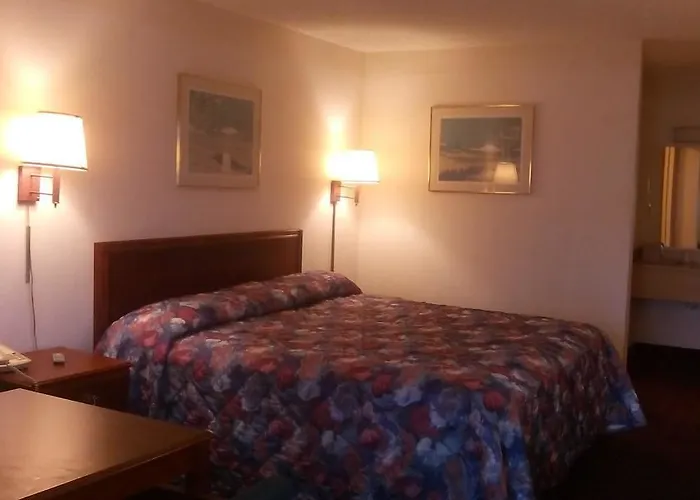 Hotel 465 By Regency